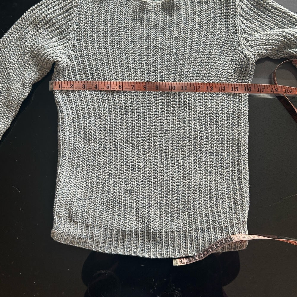 Ralph Lauren Women's Textured Gray Sweater - Picture 4 of 5